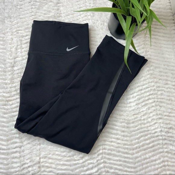 Nike Dri Fit Crop Back Mesh leather trim Leggings - Picture 1 of 12